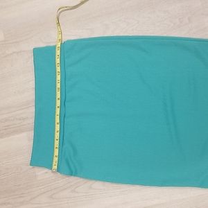 Still Available  LulaRoe Cassie skirt